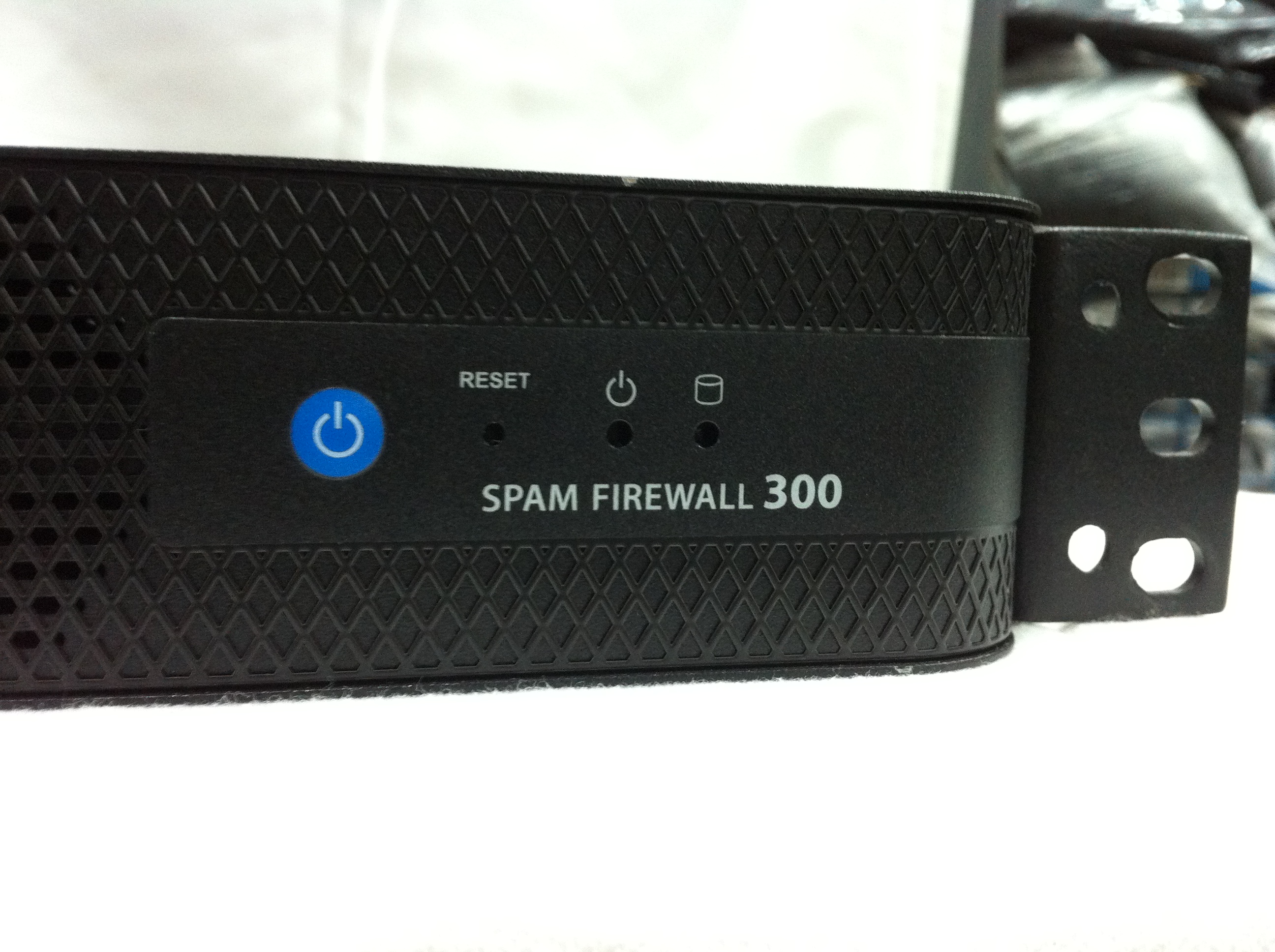 Barracuda Spam Firewall 300 S/N BNHW001 This lot is