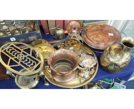 ASSORTED ANTIQUE BRASS & COPPERWARE, including Chinese censer with Ming mark, bed warming pan, Arts & Crafts style planter, t