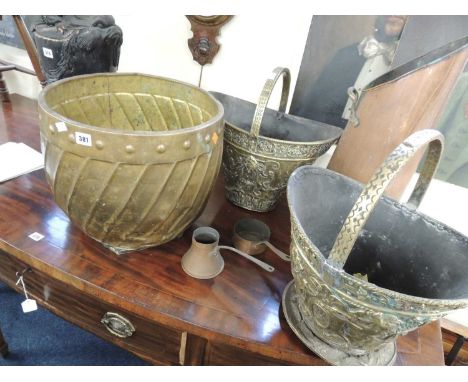 ASSORTED METALWARE, including brass jardiniere / coal depot, two embossed brass coal scuttles, copper coal hod, etc.Provenanc
