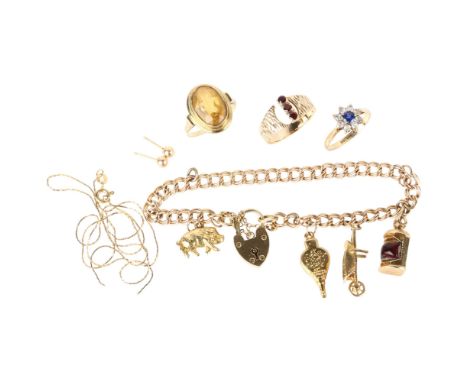 Various 9ct gold jewellery, including charm bracelet, citrine ring, etc, 21.3g grossLot sold as seen unless specific item(s) 