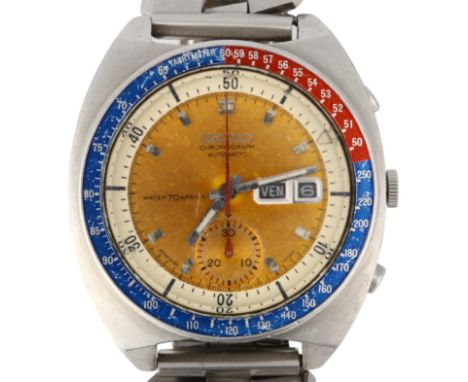 SEIKO - a Vintage stainless steel Pogue automatic chronograph bracelet watch, ref. 6139-6002, circa 1971, yellow/orange dial 
