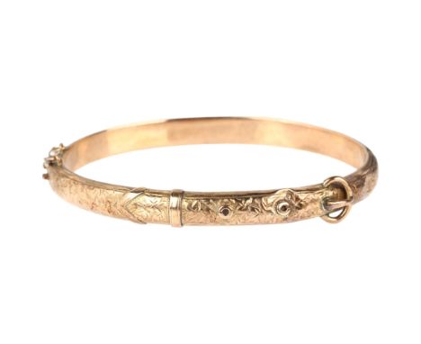 An early 20th century 9ct rose gold belt buckle hinged bangle, indistinct maker, Birmingham 1904, band width 7.2mm, internal 