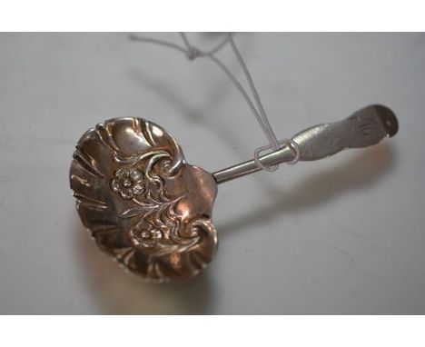 A late Victorian Scottish silver caddy spoon, Mackay & Chisholm, Edinburgh 1896, in the Art Nouveau taste, with broad oval bo