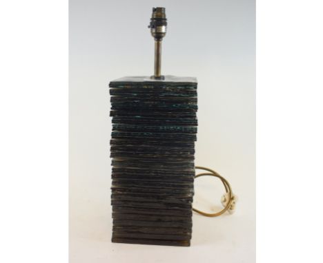 A table lamp, formed of multiple glass plates, 44 cm high, and a mirror (2) Condition report Report by GH

The glass lamp gen