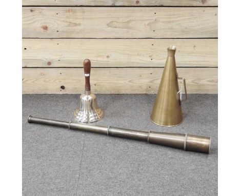 A modern brass megaphone, together with a school bell and a reproduction telescope (3)Megaphone 35cm long