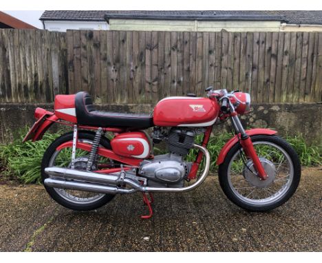 1960 Moto Morini 175cc Tresette SprintRegistration no. FAS 861Frame no. 43044Engine no. TS41939Introduced for the 1954 model 