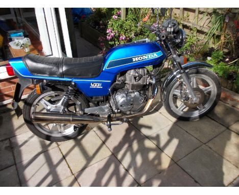 1979 Honda CB400N Super DreamRegistration no. UFU 282TFrame no. CB400N 2007101Engine no. CB400NE 2007112Honda first offered a