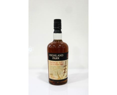 HIGHLAND PARK VINTAGE 1973 - CASK NO. 11151
In 1973 two oak ex-sherry casks were filled an laid to rest until February 2001. 