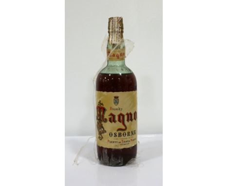 BRANDY MAGNO OSBORNE CA. 1960
Spanish Solera matured brandy from the 1960's from the Osborne House founded in 1772 in Puerto 