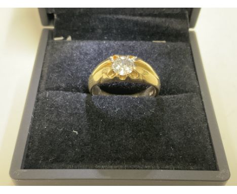 An 18ct yellow gold and diamond signet ring approx 0.90ct, approximately 8.5g, Size R.