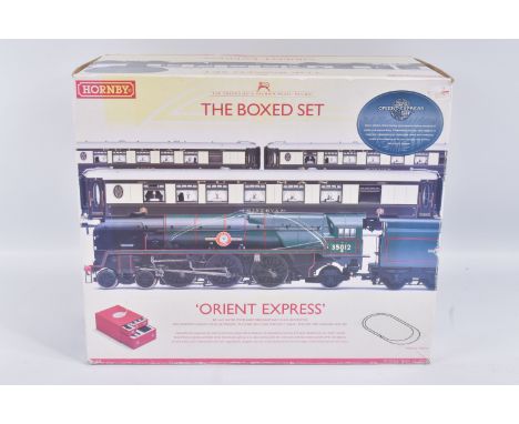 A BOXED HORNBY OO GAUGE 'ORIENT EXPRESS' THE BOXED SET, No.R1038, comprising Merchant Navy class locomotive and tender 'Unite