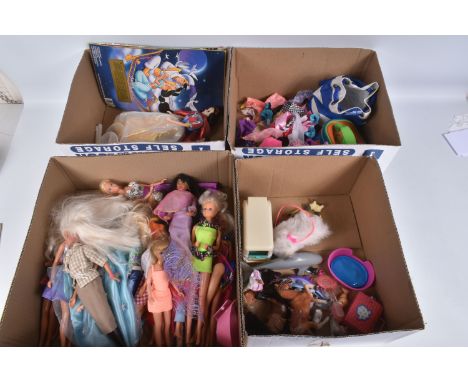 A COLLECTION OF ASSORTED MATTEL BARBIE AND OTHER DOLLS, CLOTHING AND ACCESSORIES, assorted modern Barbie dolls, Disney Snow W