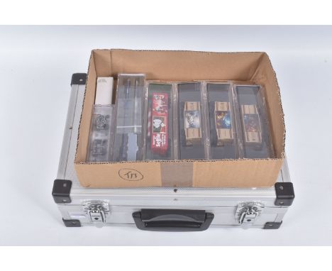 A COLLECTION OF BOXED MICRO TRAINS N GAUGE THOMAS KINKADE 'PAINTER OF LIGHT' SERIES MODELS, comprising FT locomotive, Box Car