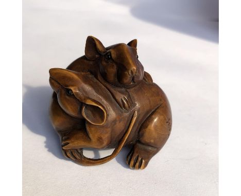 JAPANESE NETSUKE OF TWO RATS