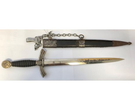 WWII GERMAN LUFTWAFFE 1ST PAT DAGGER C1938 WITH WIRED BLUE M OROCCAN LEATHER GRIP IN SCABBARD RETAINING ALUMNIUM LINK HANGER 