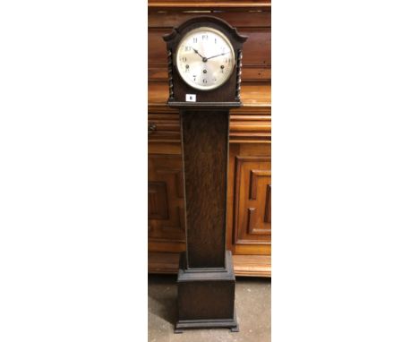 1930S OAK SMALL LONGCASE CLOCK WITH KEY 25CM W X 132CM H X 21CM D APPROX
