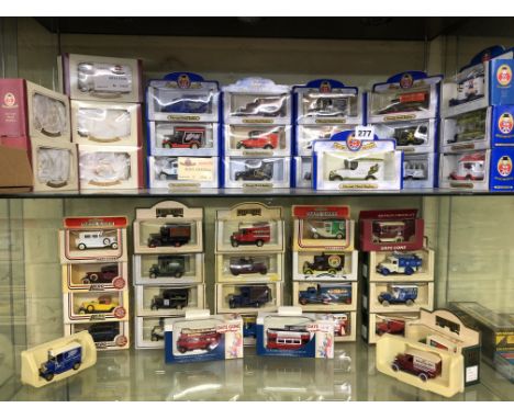 SELECTION OF DIECAST METAL CARS - OXFORD SERIES, MAINLY VINTAGE WAGONS AND COACHES, PLUS LLEDO DAYS GONE BY SERIES