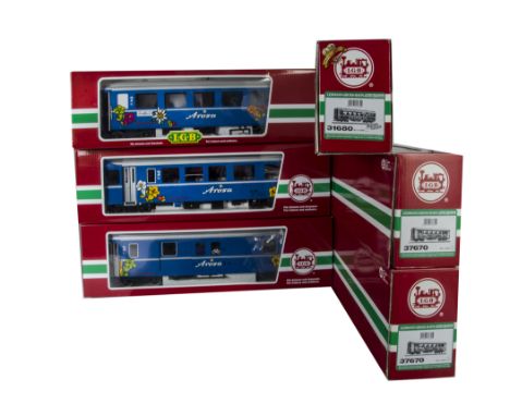 LGB G Scale RhB 'Arosa Express' Coaching Stock, comprising driving trailer ref 30900, coaches 37670 (2), 37673, baggage van 3