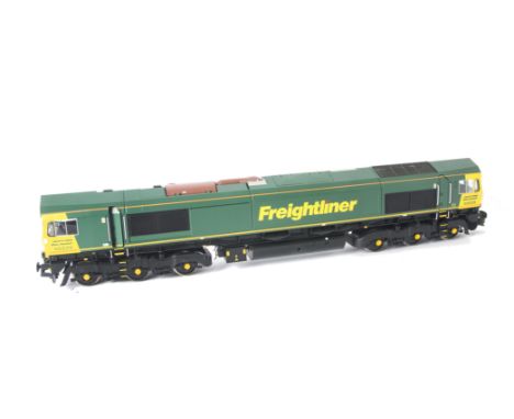 An Aristocraft G Scale Article No 23211 British EMD Class 66 Diesel Co-Co Locomotive,  in 'Freightliner' green/yellow livery 