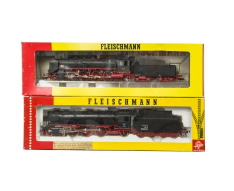Fleischmann HO Gauge DB black Steam Locomotives, 4139 2-8-2 39 204 and 4170 4-6-2  01 220, both in original boxes, VG-E boxes