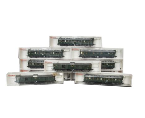 Fleischmann HO Gauge DB green Clerestory Passenger Stock and Baggage vans, 5080/4/5/6 (2)/7/8/9 and 5090, all in original box