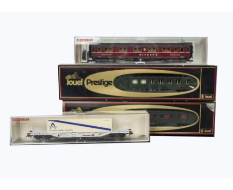 Jouef Prestige and Fleischmann HO Gauge Passenger and Goods Rolling stock, Jouef 5310 (2) and 5311 (2) DB green Coaches, Flei