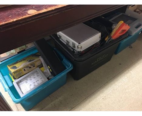 Assorted tools 