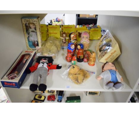 Mixed Vintage  Dolls, Denys Fisher Dusty The British Airways Jet Setting Girl in original display box, Pedigree Sarah Kay, So