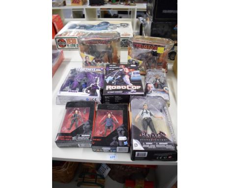 Eight modern Toy Figures, DC Collectables Batman Commissioner Gordon, Hasbro Star Wars Sergeant Jyn Erso and Han Salo, Jazwar