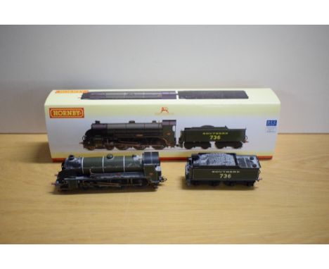 A Hornby R2580 00 Gauge Southern Railway 4-6-0 Class N15 Loco &amp; Tender, Excalibur 736, in original box with internal pack