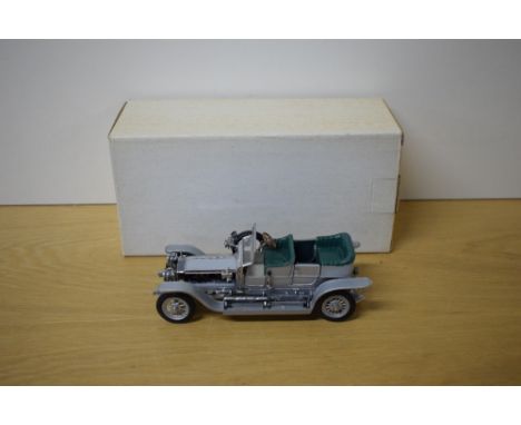 A Franklin Mint 1:24 scale die-cast, 1907 Rolls Royce Silver Ghost, in original packaging with outer card box