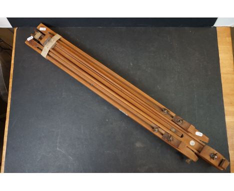 Vintage Winsor &amp; Newton of London artist's easel 