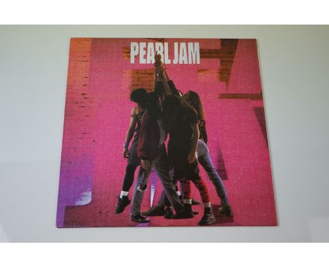 Vinyl - Pearl Jam TEN (EPIC 468884) with printed inner lyric sheet.  Sleeve, Inner, and Vinyl EX 