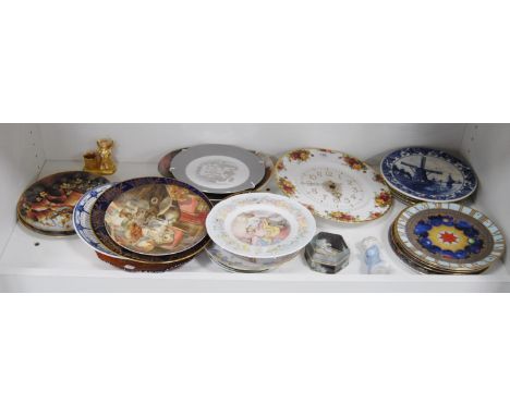 Royal Albert 'Old Country Roses' pattern wall clock, assorted Royal Worcester and other collector's plates etc (one shelf). 