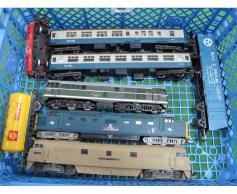 Three 'OO' Gauge/4mm Unboxed Deisel Locomotives, comprising an Airfix Class 31 BR green R/No D5531; a Lima Class 52 "Western 