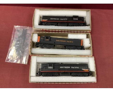 Three 'HO' Gauge Boxed U.S.A Outline Southern Pacific Diesel Locomotives, Black Widow livery, Baldwin Class A5-16 R/No's 177 