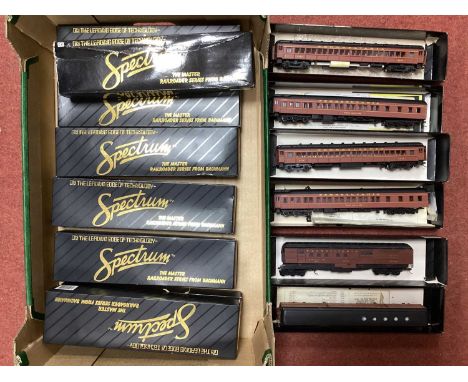 A Quantity of HO Scale American Outline Coaches, by Spectrum, in associated boxes.
