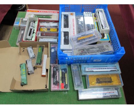 A Collection of 'N' Gauge/2mm U.S.A Outline Diesel Locomotives and Rolling Stock, comprising six good cased diesel's by Kato,