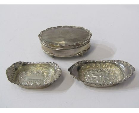 SILVER OVAL RING BOX, Birmingham 1899 a/f; also 2 embossed silver pin dishes 