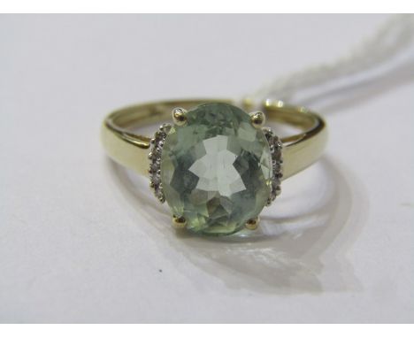 9CT YELLOW GOLD GREEN AMETHYST &amp; DIAMOND RING, principal large oval cut green amethyst set with accent brilliant cut diam