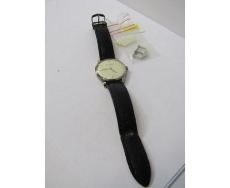 GENTLEMAN'S WRIST WATCH BY INTERNATIONAL WATCH COMPANY, mechanical manual wind movement on lizard skin strap with original bu