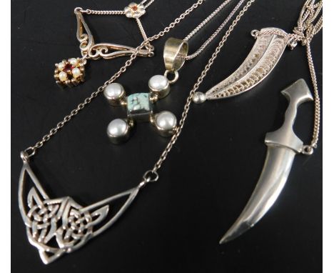 A quantity of silver jewellery, to include a silver seed pearl and stone set pendant, a filigree dagger pendant and an Art No