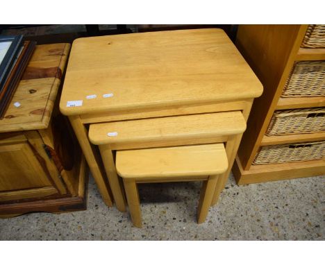 NEST OF MODERN LIGHT WOOD TABLES, 54CM WIDE