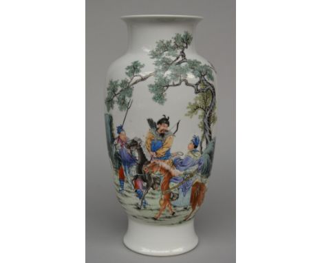 A Chinese polychrome decorated vase, painted with a hunting scene, marked, 20thC, H 36,5 cm