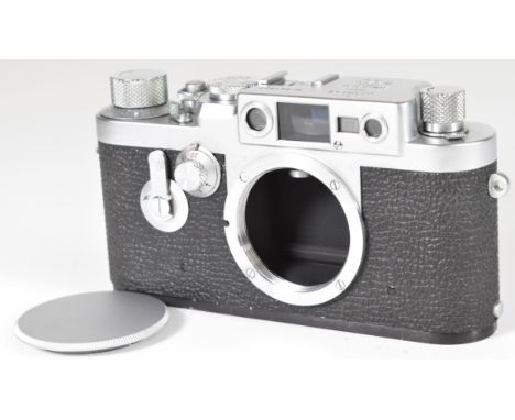 Leica IIIg ELC screw mount 35mm rangefinder camera chrome body, serial number 861890, circa 1957