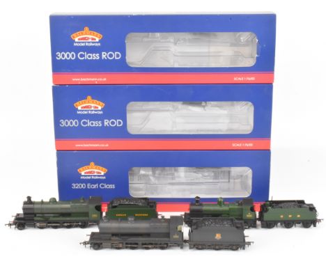 Three Bachmann Branch-Line 00 gauge model railway locomotives comprising GWR 3200 Class 9003 31-087DC, GWR 3000 Class Rod 303