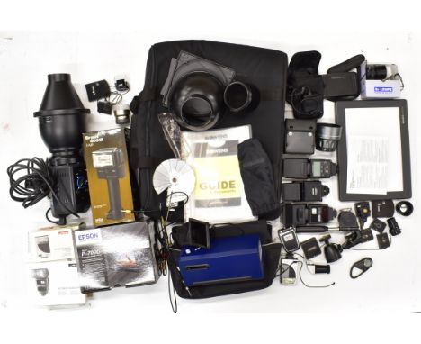 Camera accessories to include Bowens Esprit 125 studio light, three Metz flash guns comprising two 54 MZ-4i and one 34CS-2, B