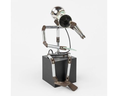 Ygnacio BARANGA (XX) 'Osqar Lamp' made of mixed metals, Circa 1980.  Dimensions: (L:16 x W:9,5 x H:27 cm)