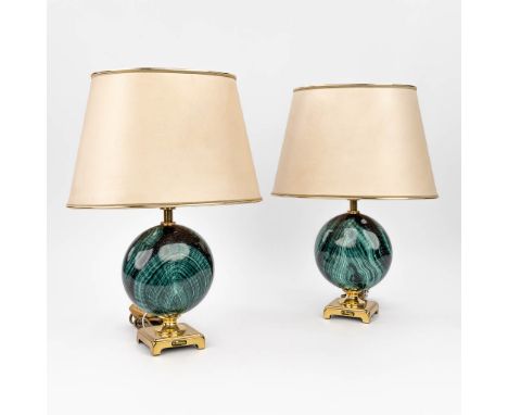 Maison Le Dauphin, a pair of table lamps with faux malachite. Size including the lamp shade.  Dimensions: (H:42 cm)