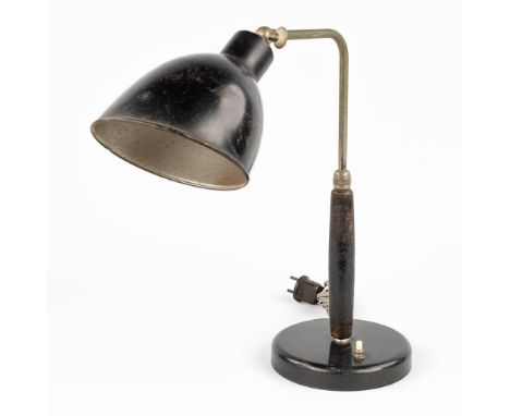 Christian DELL (1893-1974) 'Table lamp' made of metal and wood.  Dimensions: (H:37 x D:16 cm)
